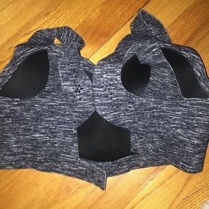 VS sports bra